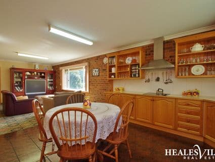 135 Beenak Road, Hoddles Creek - Thumbnail 6