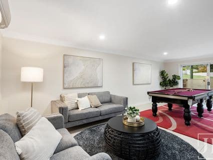 16 Lohe Street, Indooroopilly - Thumbnail 4