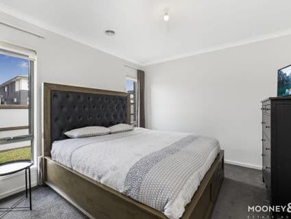 32 Lancelot Avenue, Clyde - Thumbnail 7