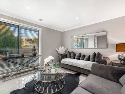 112 Manna Gum Drive, Pakenham - Thumbnail 2