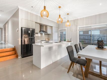 112 Manna Gum Drive, Pakenham - Thumbnail 4