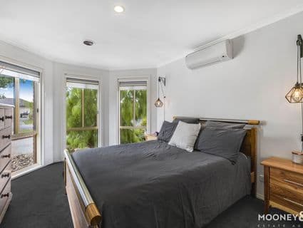 18 Middleham Close, Cranbourne West - Thumbnail 5