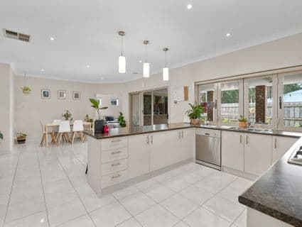 6 Jane Court, Drouin - Thumbnail 2