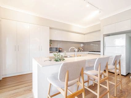 404, Warners Bay - Image 1