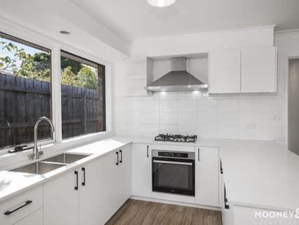 404, Cranbourne - Thumbnail 4