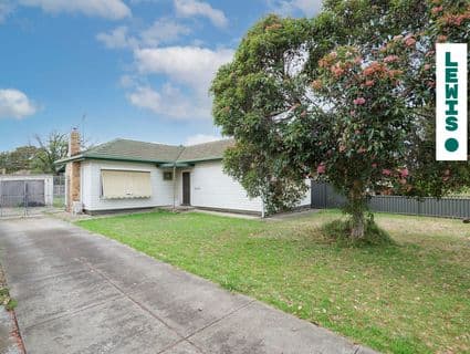10 Barbara Street, Hadfield - Image 1