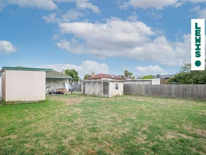 10 Barbara Street, Hadfield - Thumbnail 3