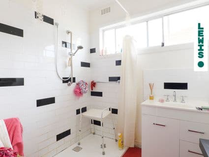 10 Barbara Street, Hadfield - Thumbnail 4