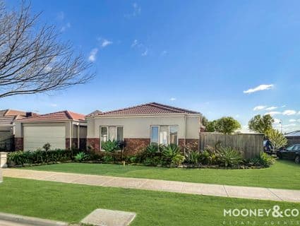 40 Phoenix Avenue, Cranbourne - Thumbnail 8