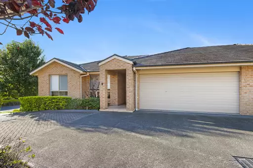 9/10 Derwent Avenue, Avondale - Image 1