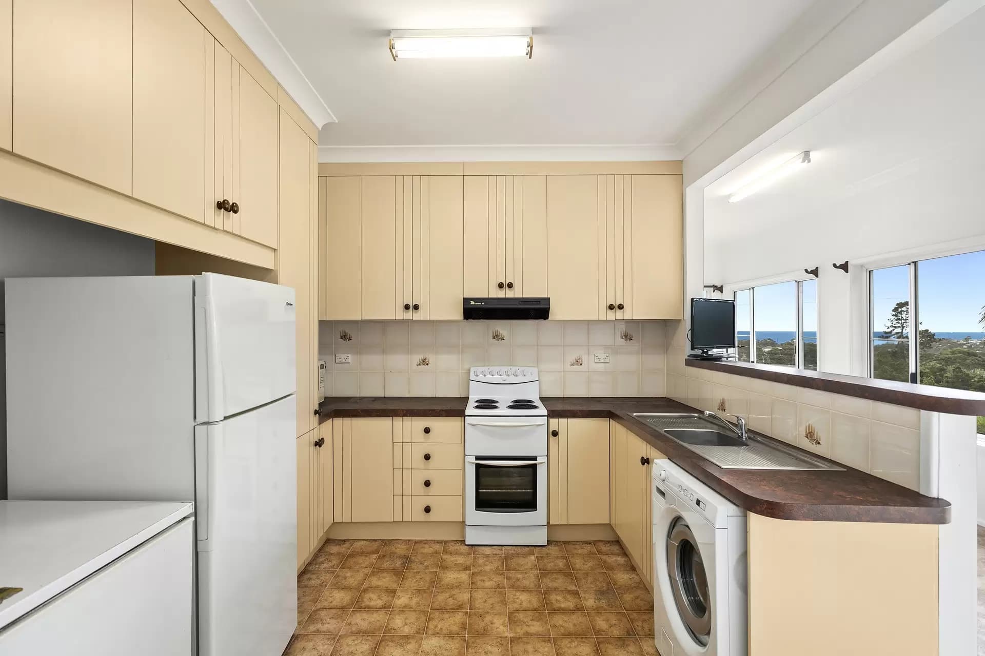 14 Sandhurst Street, Bulli - Thumbnail 7