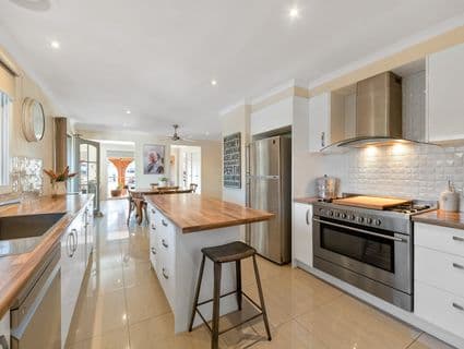 5 Conway Court, Somerville - Image 1