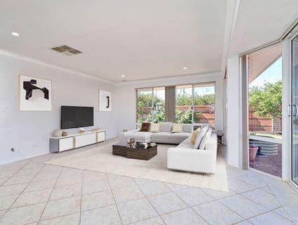 48 Goldfinch Loop, Woodvale - Thumbnail 3