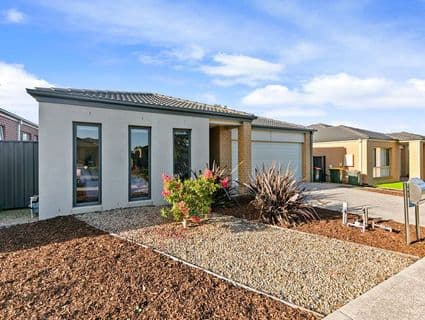 12 Viewmont Avenue, Craigieburn - Image 1