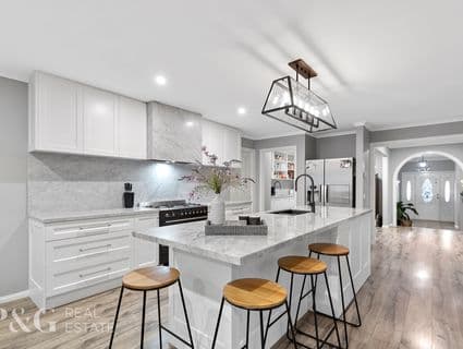 16-18 Fern Way, Narre Warren South - Thumbnail 4