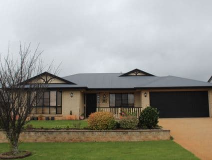 24 Hinchliffe Drive, Kearneys Spring - Thumbnail 2