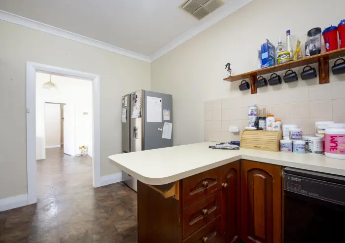 Port Pirie
    84 Balmoral Road, Port Pirie 84 Balmoral Road - Thumbnail 4