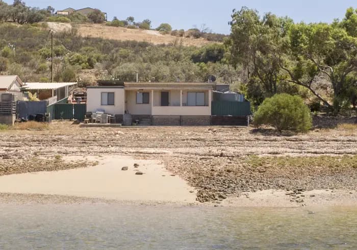 19 York Road, Weeroona Island, Weeroona Island - Thumbnail 4