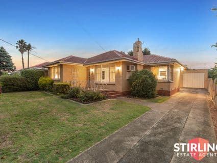 9 View Street, Hampton Park - Image 1