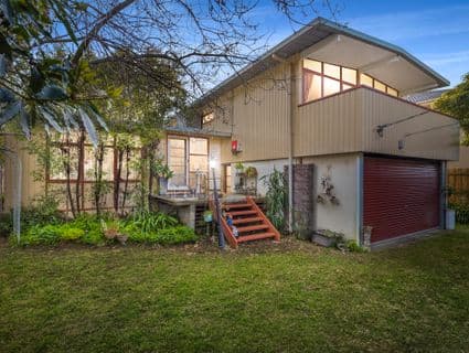 10 Woonton Street, Rosebud - Thumbnail 2