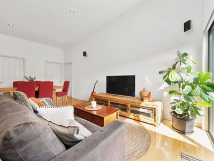 4 Sebroff Street, Frankston - Thumbnail 6