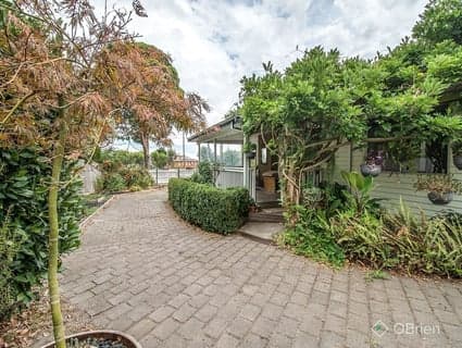 681 Burwood Highway, Ferntree Gully - Thumbnail 2