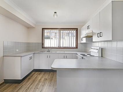 1/4 Emily Street, Marks Point - Thumbnail 2