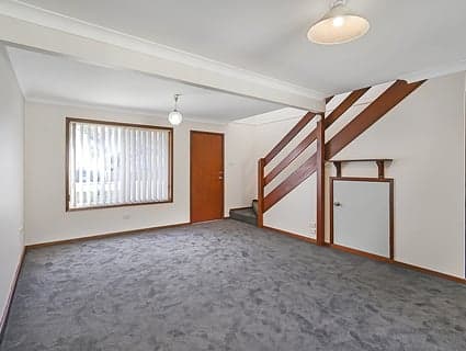 1/4 Emily Street, Marks Point - Thumbnail 4