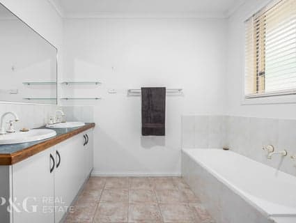 6 Ruffles Close, Narre Warren South - Thumbnail 8