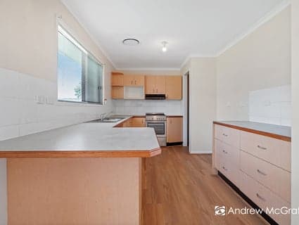 404, Macquarie Hills - Thumbnail 4