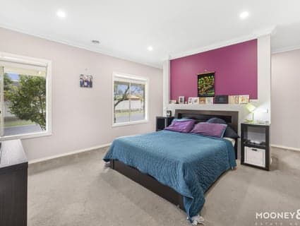 13 Weathertop Way, Cranbourne East - Thumbnail 7