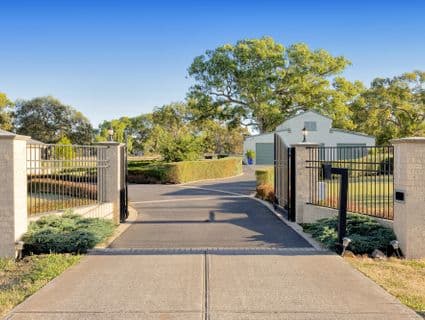 70 Arcadia Avenue, Mickleham - Thumbnail 3