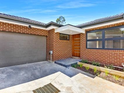 4/62 Croydondale Drive, Mooroolbark - Image 1