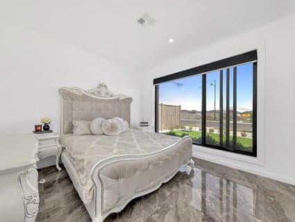 106 Golf Links Drive, Beveridge - Thumbnail 2