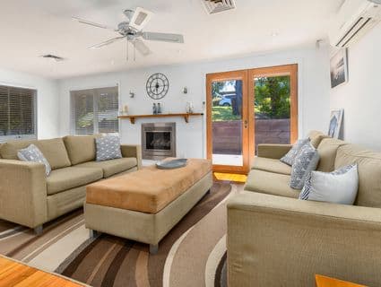 54 Pier Street, Rye - Image 1