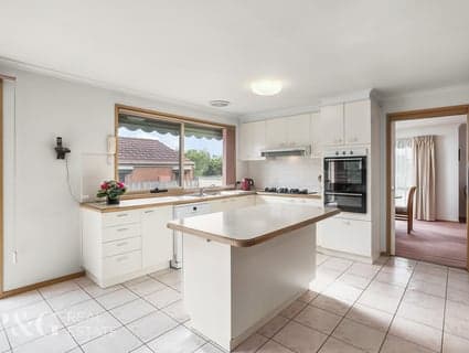 4 Raleigh Drive, Narre Warren South - Thumbnail 5