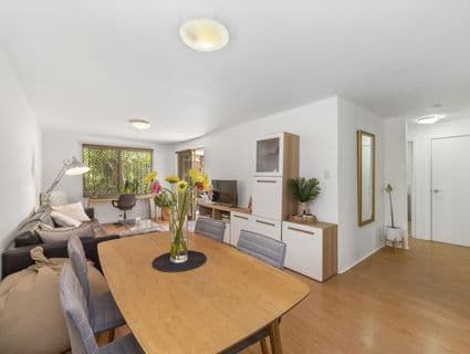 3/12 McNamara Way, Cottesloe - Image 1