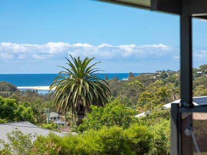 21 Coreen Drive, Wamberal - Image 1
