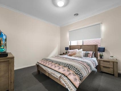 42 Bonhams Circuit, Manor Lakes - Thumbnail 8