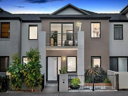 3 Rathdowne Walk, Epping - Image 1