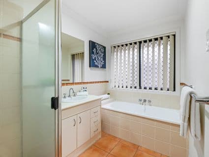 80 Lake Manchester Street, Logan Reserve - Thumbnail 5