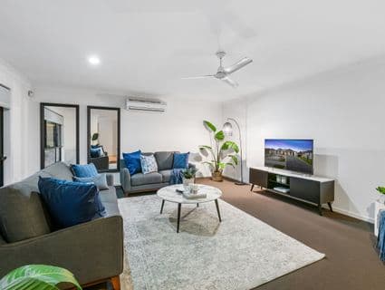 80 Lake Manchester Street, Logan Reserve - Thumbnail 6