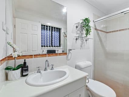 80 Lake Manchester Street, Logan Reserve - Thumbnail 8