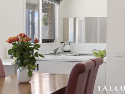 17 Michelle Drive, Hastings - Thumbnail 2