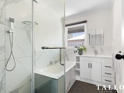 17 Michelle Drive, Hastings - Thumbnail 8