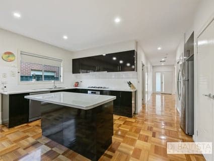 1 Rivette Street, Craigieburn - Thumbnail 8