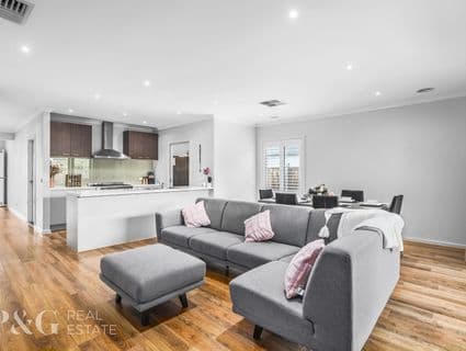 10 Rosina Drive, Officer - Thumbnail 2
