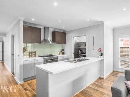 10 Rosina Drive, Officer - Thumbnail 3