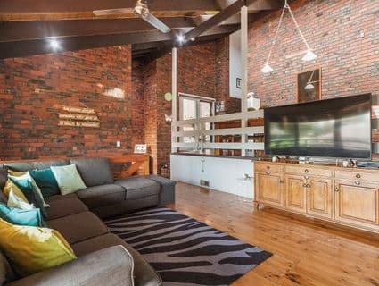 42 Fingal Drive, Frankston - Thumbnail 4