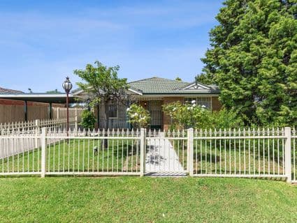 10 Sash Close, Carrum Downs - Image 1